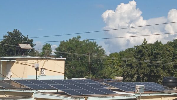 Completion of the second phase of the installation of the solar photovoltaic system at the Ruta Invasora agroindustrial complex.