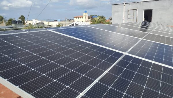 Nuevos sistemas fotovoltaicos instalados por Renova S.R.L. en el occidente del país.